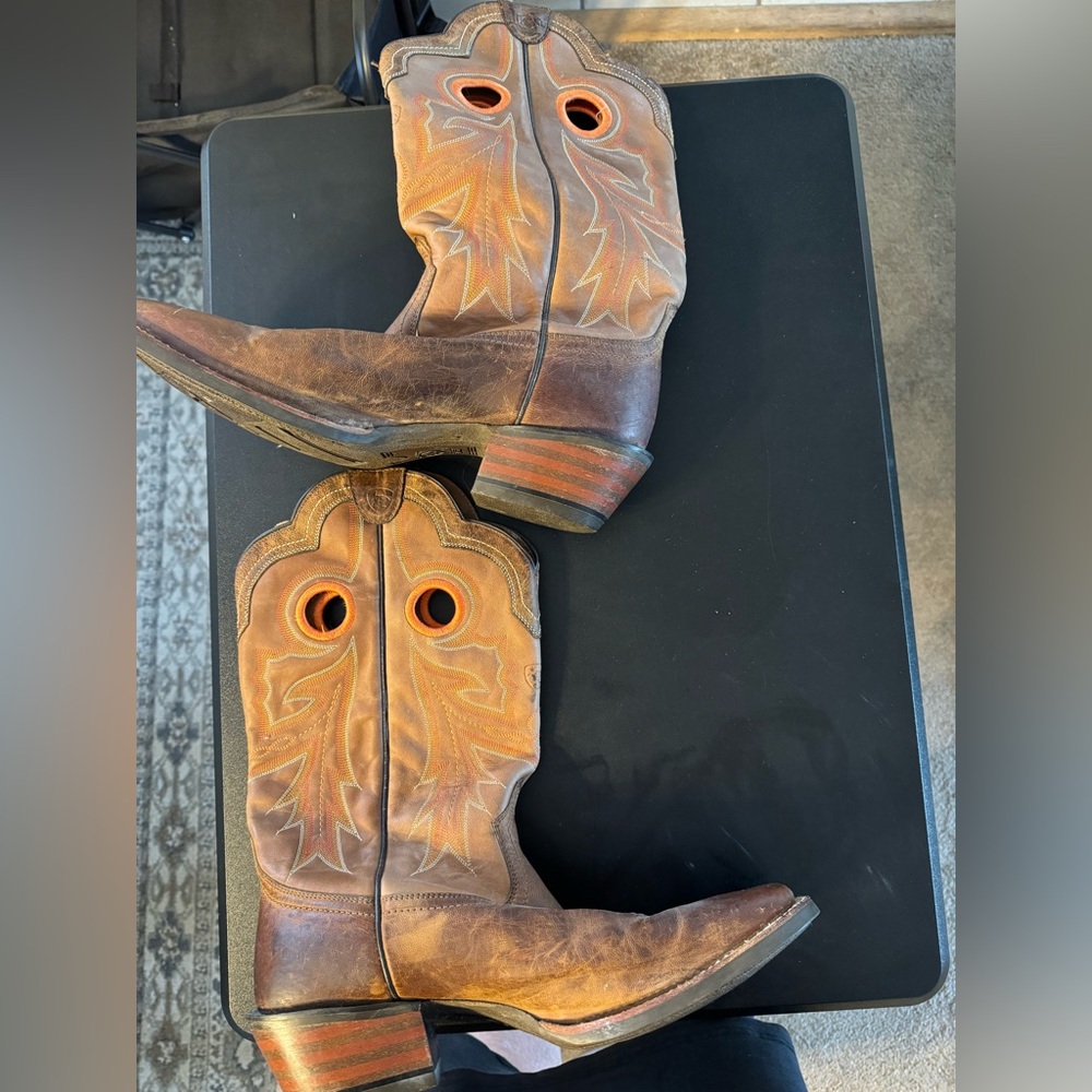 Men's ARIAT Brown Leather Cowboy Boots size 13M